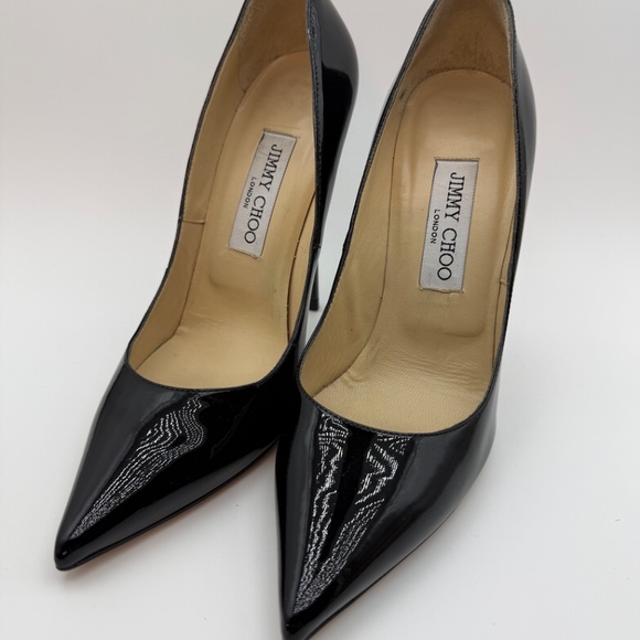 JIMMY CHOO ANOUK  BLACK PATENT PUMPS SIZE 37.5 - Picture 2 of 7